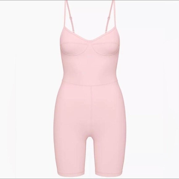 Aritzia Pants - Aritzia Wilfred Free WHEREVER ROMPER